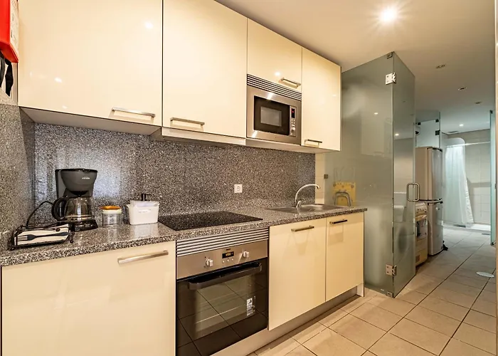 O'porto Main Street St Catarina 1 * Oporto